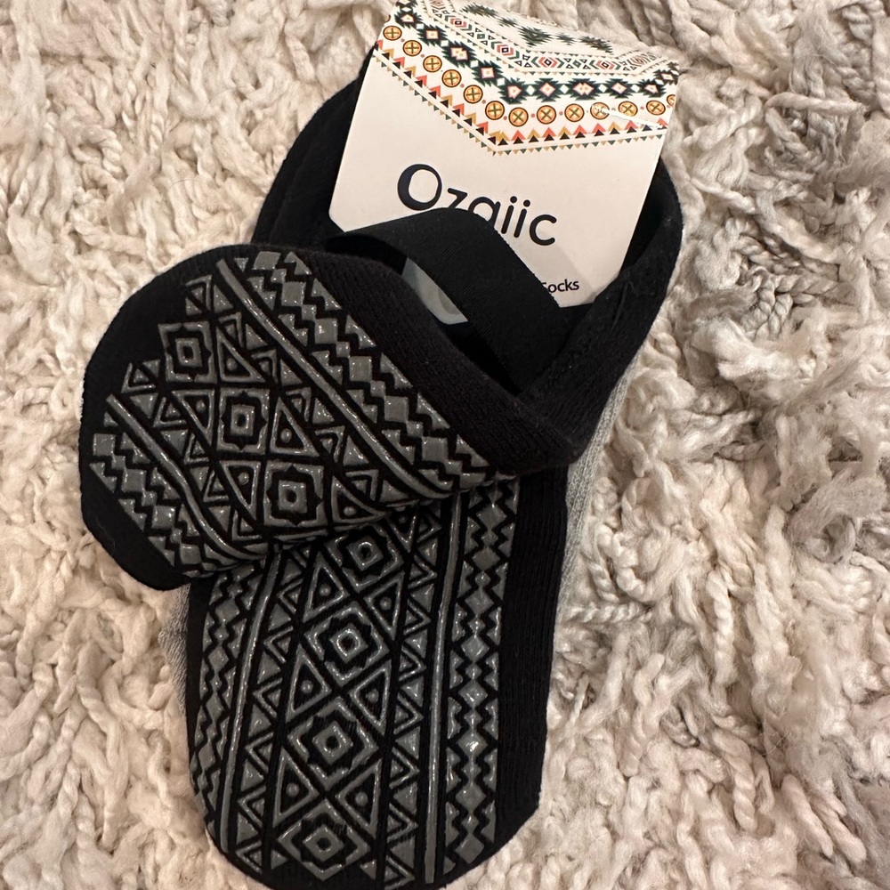 Black Non-Slip Yoga Socks